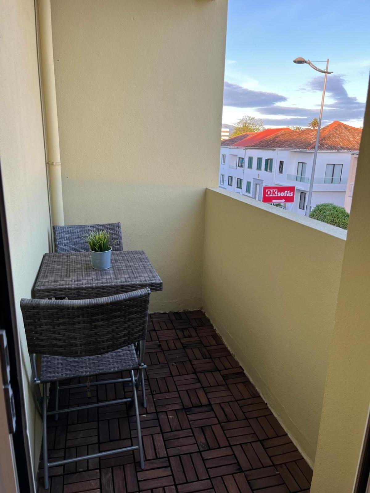 Modern Condo Ponta Delgada  Exterior photo